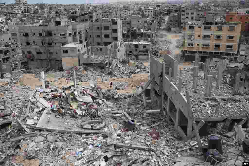 A neighborhood in Khan Yunis in the southern Gaza Strip lies in ruins amid the ongoing conflict between Israel and the Palestinian Islamist group Hamas movement.