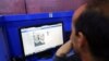 Jurnalistlər Talibanın Facebook-u bloklamaq planının tənqidçiləri susdurmaq cəhdi olduğunu deyirlər