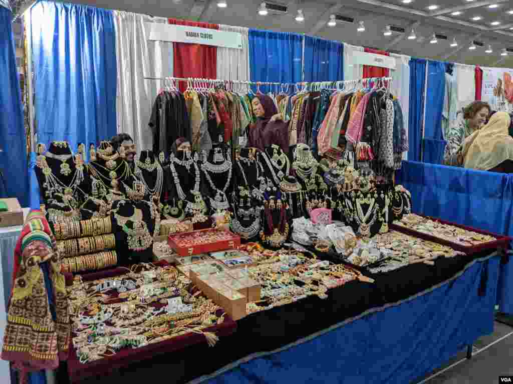 Kibanda cha kuuza vito kwenye kongamano la waislamu ICNA mjini Baltimore