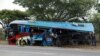 FILE: Enye yamabhasi awangqikilana mhlaka 7 Lwezi, 2018, emgwaqweni oxhumanisa iHarare leMutare eduze leRusape, Zimbabwe.