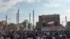 İranın təhlükəsizlik qüvvələri etirazların qarşısını almaq üçün Zahedan ətrafındakı yolları bağlayır
