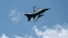 일본의 F-2 전투기.