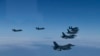 Jet tempur Angkatan Udara AS dan Korea Selatan terbang dalam formasi selama latihan bersama pada Selasa, 7 Juni 2022. (Foto: via AP)