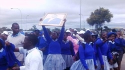 Udaba lokuqala kwezifundo zikaForm 5 siluphiwa nguBathabile Masuku