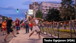 Северна Македонија ги постави темелите и сега е време да се придвижи напред кон следната фаза во процесот на пристапување, изјави за Гласот на Америка портпарол на Стејт департментот 