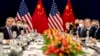 Menteri Luar Negeri AS Antony Blinken (kanan) dan Menteri Luar Negeri China Wang Yi menghadiri pertemuan di Nusa Dua di Bali pada 9 Juli 2022. (Foto: AFP/Stefani Reynolds)
