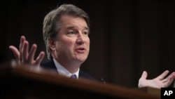 Le candidat de la Cour suprême, Brett Kavanaugh, témoigne devant le Comité judiciaire du Sénat à Capitol Hill, à Washington, le 5 septembre 2018.