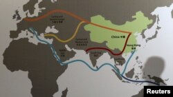在香港亚洲金融论坛展示的一带一路示意图（2016年1月18日）