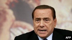 Thủ tướng Ý Silvio Berlusconi ông vua truyền thông tự tay gây dựng sự nghiệp đã được bầu làm Thủ tướng 3 lần