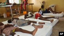 Des victimes traitées dans un hôpital, après une aexplosion à Maiduguri, Nigeria, le 17 juin 2015. 