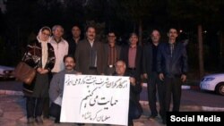 معلمان از تجمع کارگران «نیشکر هفت تپه» حمایت کردند