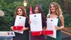 Li Enqerê Sê Jinên Rojnamevan Hatin Xelat Kirin
