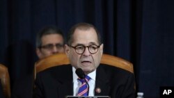 Ketua Komite Yudisial DPR AS, Jerrold Nadler, dalam sidang dengar pendapat membahas pasal-pasal pemakzulan President Donald Trump, di Capitol Hill di Washington, 4 Desember 2019.