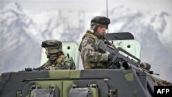 Binh sĩ Pháp tuần tra thung lũng Kapica, Afghanistan (hình lưu trữ)