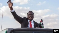 Umongameli Lazarus Chakwera 