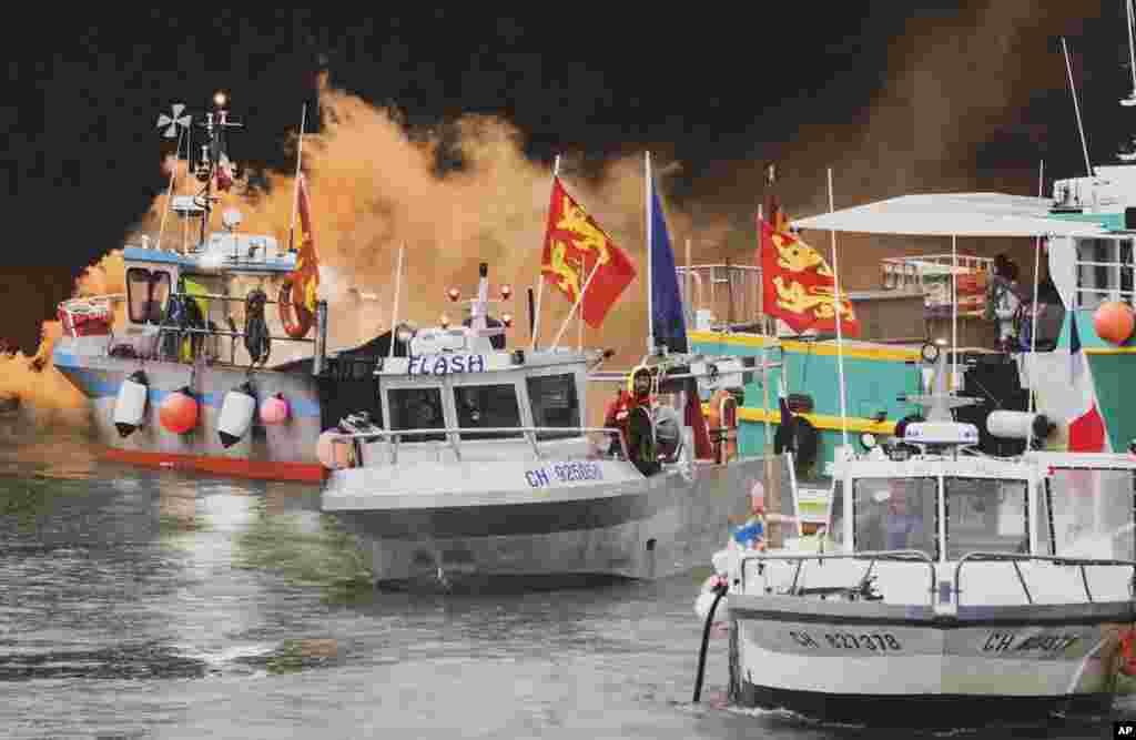 Fishing vessels at sea off the coast of Jersey, UK.&nbsp;&nbsp;French fishermen angry over loss of access to waters off their coast have gathered their boats in protest off the English Channel island of Jersey.