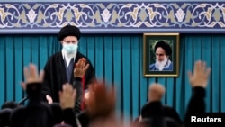 အီရန်နိုင်ငံ့ဥသျှောင် Ayatollah Ali Khamenei 
