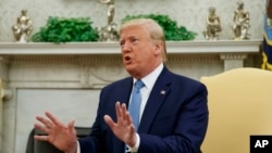 Presiden Donald Trump di Ruang Oval, Gedung Putih, di Washington, 22 Juli 2019.
