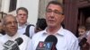 U.S. Defense Secretary Ash Carter speaks to reporters in India, April 10, 2016. (Photo: C. Babb/VOA)