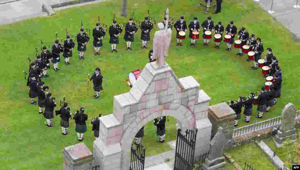 The Kirkwall Pipe Band play their instruments ahead of the National Commemoration of the centenary of the Battle of Jutland, at St Magnus Cathedral in Kirkwall, Orkney, Scotland.