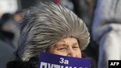 Putin tərəfdarları nümayişlər keçiriblər