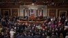 Ketua DPR Paul Ryan mengambil sumpah para anggota DPR saat dimulainya sidang Kongres AS ke-115 di Gedung Capitol, Washington DC, 3 Januari 2017. (AP Photo/J. Scott Applewhite) 