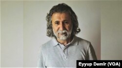 Husên Deniz Aborînas - Tirkiye