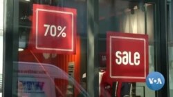 VOA Asia - The virus lurks as the U.S. economy slowly moves ahead