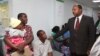 Le ministre de la Santé arrêté dans un scandale de matériel anti-Covid au Zimbabwe