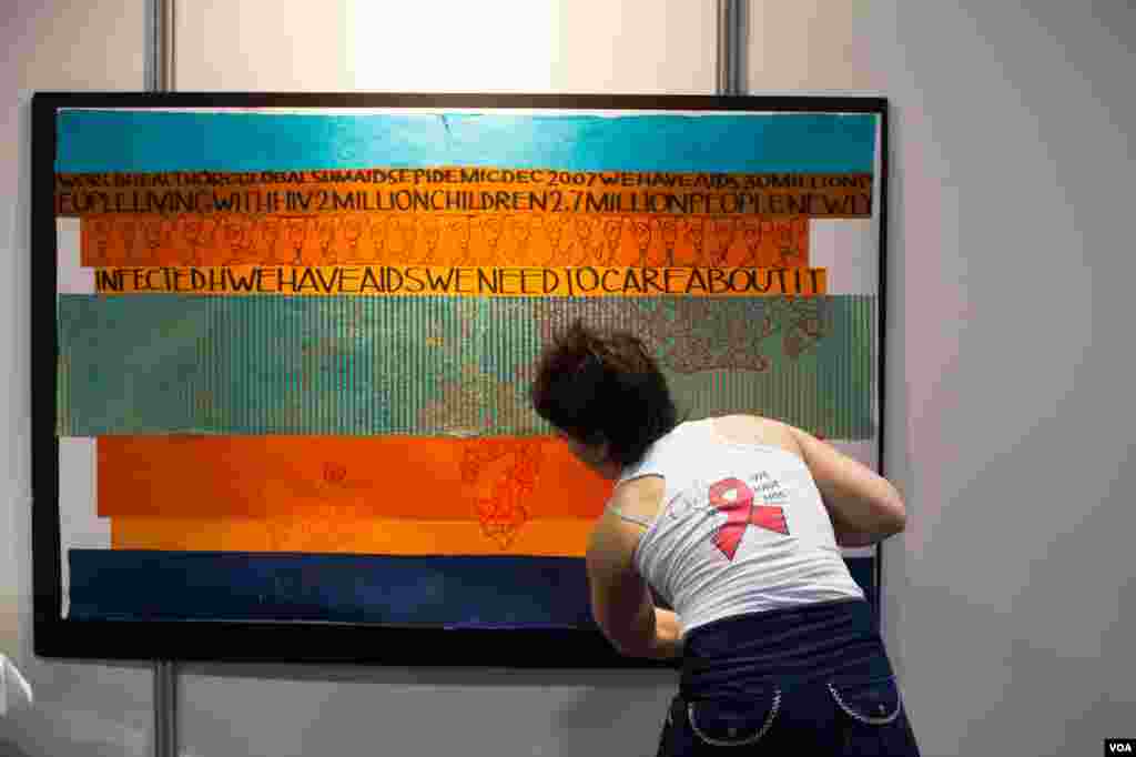 A variety of art, dancing, and performances can be found in the Global Village at AIDS 2012.