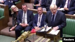 Boris Johnson, en déplacement lundi et mardi à New York pour l'assemblée générale des Nations unies, doit rentrer mercredi matin au Royaume-Uni.