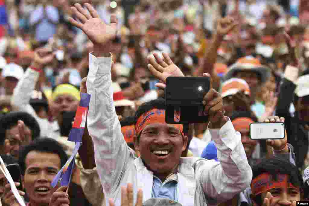 Supporters of the opposition Cambodia National Rescue Party (CNRP) gather at Freedom Park during a protest in central Phnom Penh. The CNRP began a three-day mass demonstration over a disputed national election, which extended the long-serving Prime Minister Hun Sen's rule for another five years.