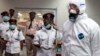 Mutanen da Ebola ta Kashe Ya Haura Zuwa Zuwa Kusa da 900