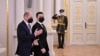 Западот е подготвен за сериозен дијалог со Русија за европската безбедност, рече Шолц по средбата со Зеленски

