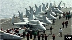 Hàng không mẫu hạm USS John C. Stennis có khoảng 5.000 thủy thủ và khoảng 75 máy bay, trong đó có 50 chiến đấu cơ. (Ảnh tư liệu)