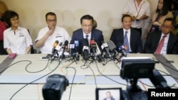 Le Ministre des Transports Malaysien Liow Tiong Lai parle during une conférence de presse sur les débris trouvés sur une plage au Mozambique et dont on espérait être ceux vol Malaysia Airlines MH370 , à Kuala Lumpur , en Malaisie, Mars 3, 2016. REUTERS / Olivia Harris - RTS9246