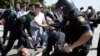 Manifestation violente et arrestations en marge d'un discours de Trump