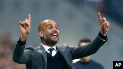 Pep Guardiola lors d'un match de son club le Bayern, 21 avril 2015. (AP Photo/Matthias Schrader)