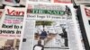 Les journaux, avec les détails de la condamnation de James Ibori, sont aperçus sur un stand d'information à Lagos, 18 avril 2012.
