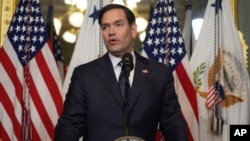 Državni sekretar Marco Rubio govori poslije polaganja zakletve za državnog sekretara. (Foto: AP/Evan Vucci)