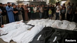 Tijela ubijenih Palestinaca u Rafahu, 29. april 2024.