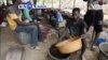VOA60 DUNIYA: Yawan Neman Zinari Da Ake Yi A Kasuwanni Ya Fara Yin Illa Ga Muhallin Yankunan Afirka